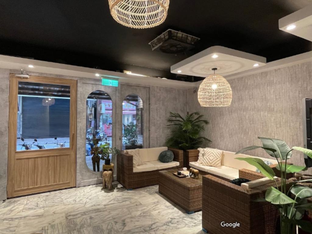 蘆洲按摩推薦分裂文-ᴘʜᴜᴋᴇᴛ 金普吉島泰式舒壓館