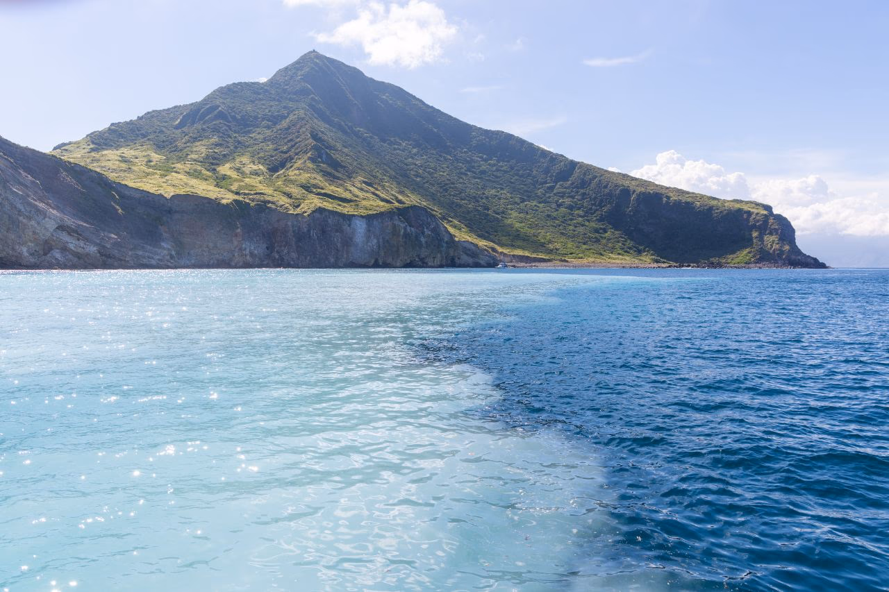 About Guishan Island's Milk Sea