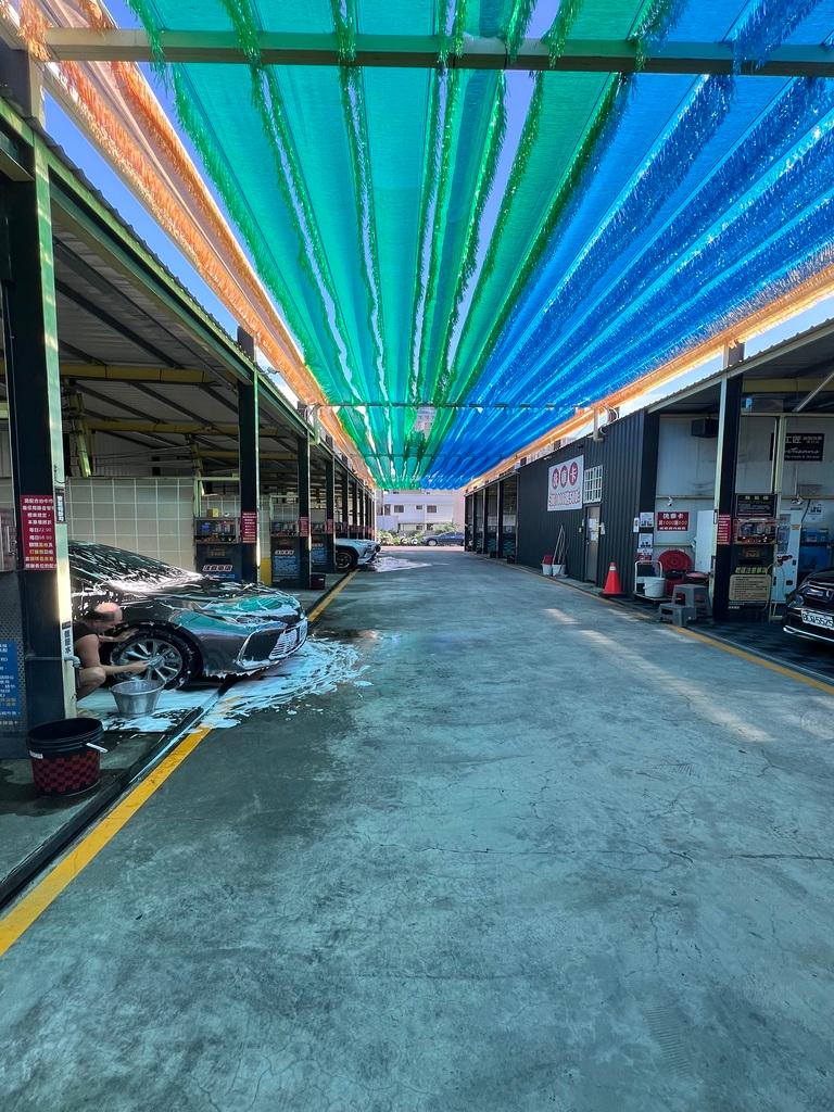 台中自助洗車 車工匠自助洗車 02