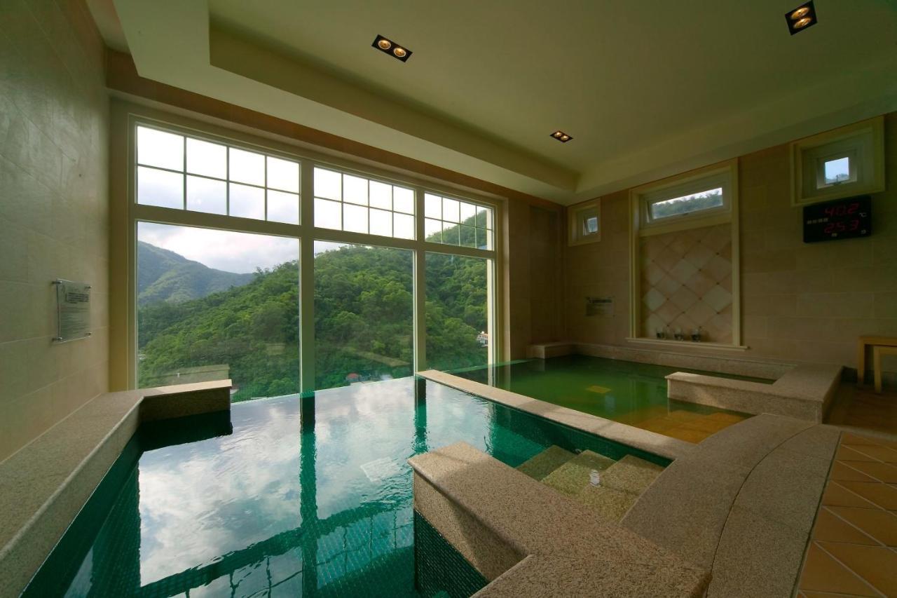 The RSL Hotel Suao offers four sizes of private hot spring rooms in Suao Townshi
