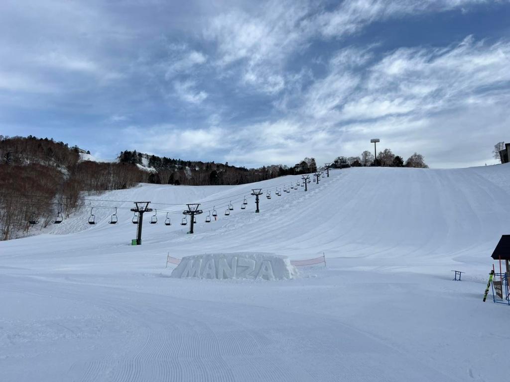 群馬縣|萬座溫泉滑雪場