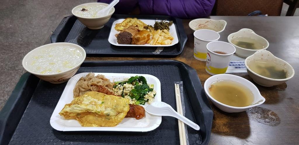 高雄 24 小時餐廳推薦-新庄仔清粥小菜