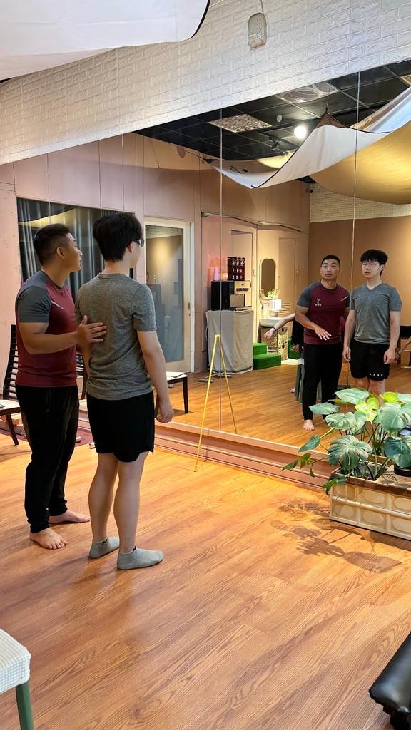 국제 정체사 자격증을 보유한 카이로프랙터