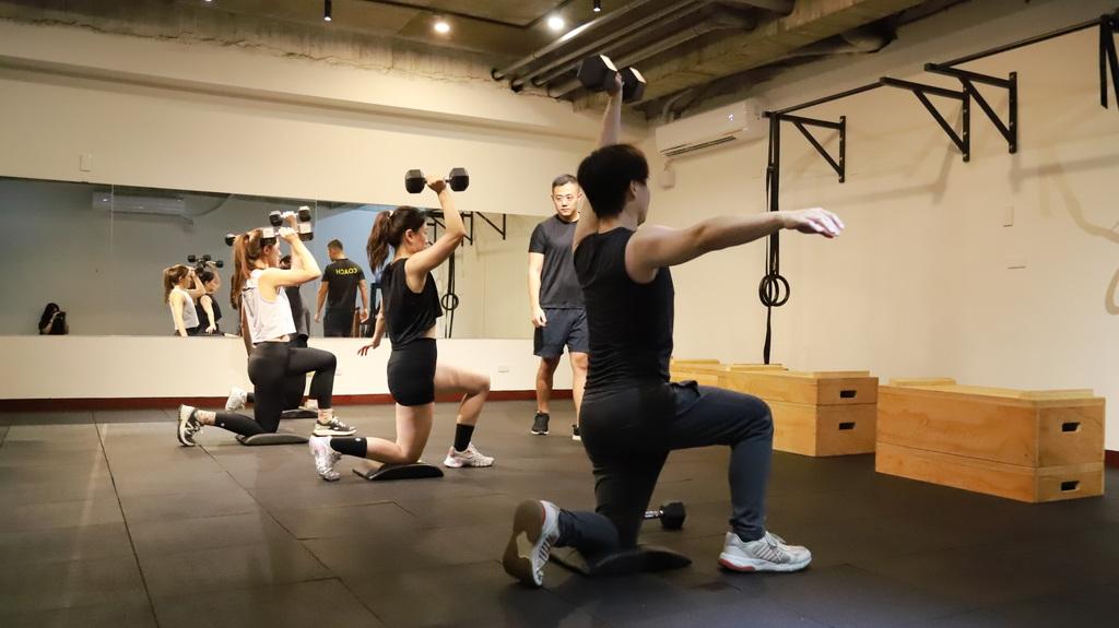 Wero Fitness 混合健身中心評價｜平價且豐富的小班制團課，兩間場館任你上