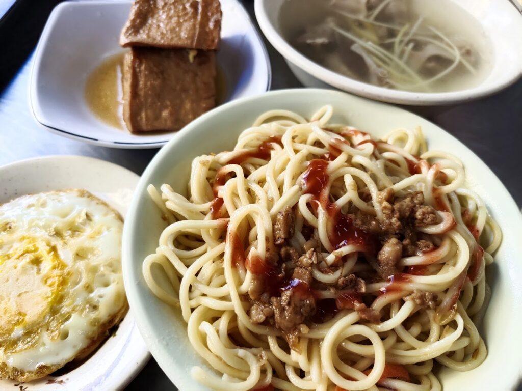 台中 24 小時餐廳推薦 建成炒麵