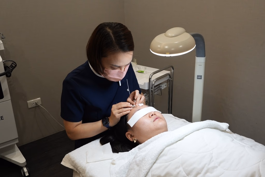 Microcrystal Algae Peel: Effective for Pores and Acne