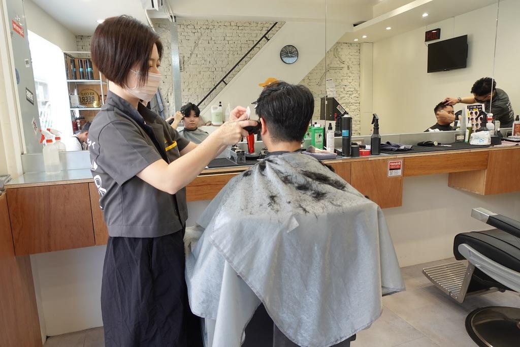 免預約、指定設計師!高效專業的男士理髮體驗