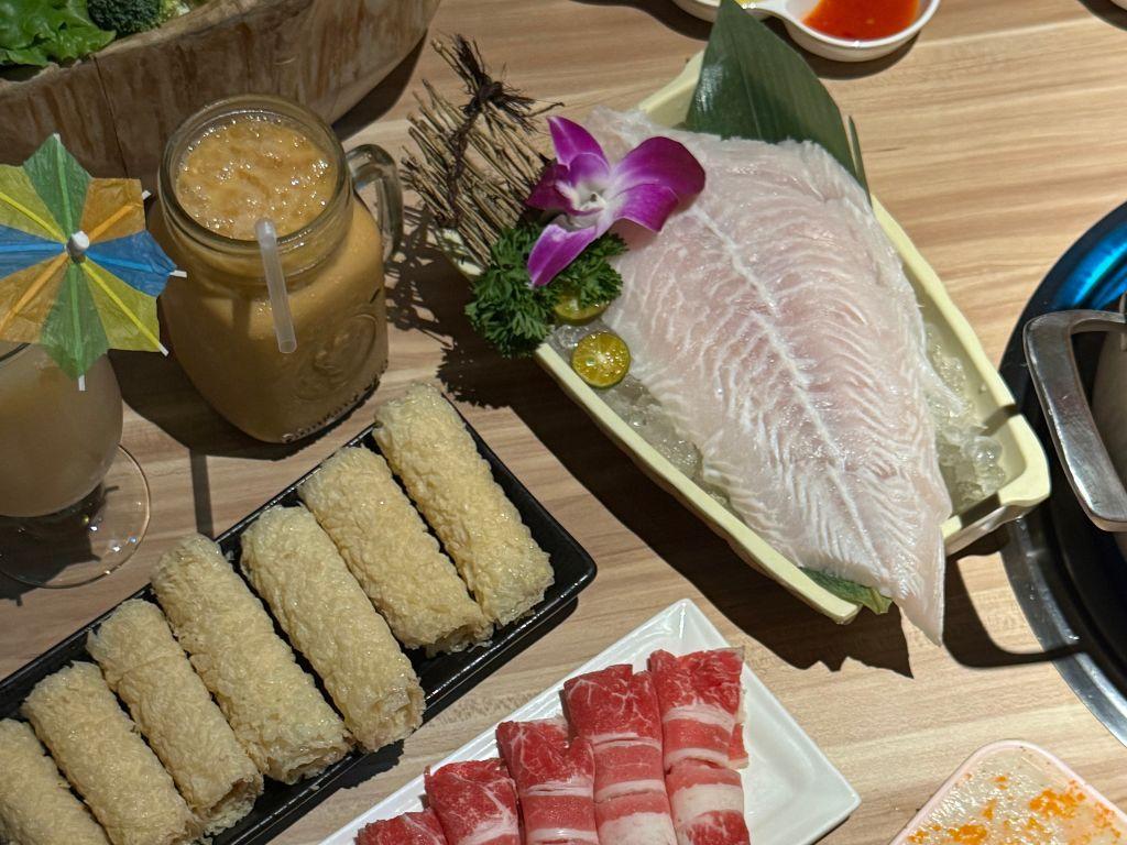Rolling Thai: Thai Hot Pot