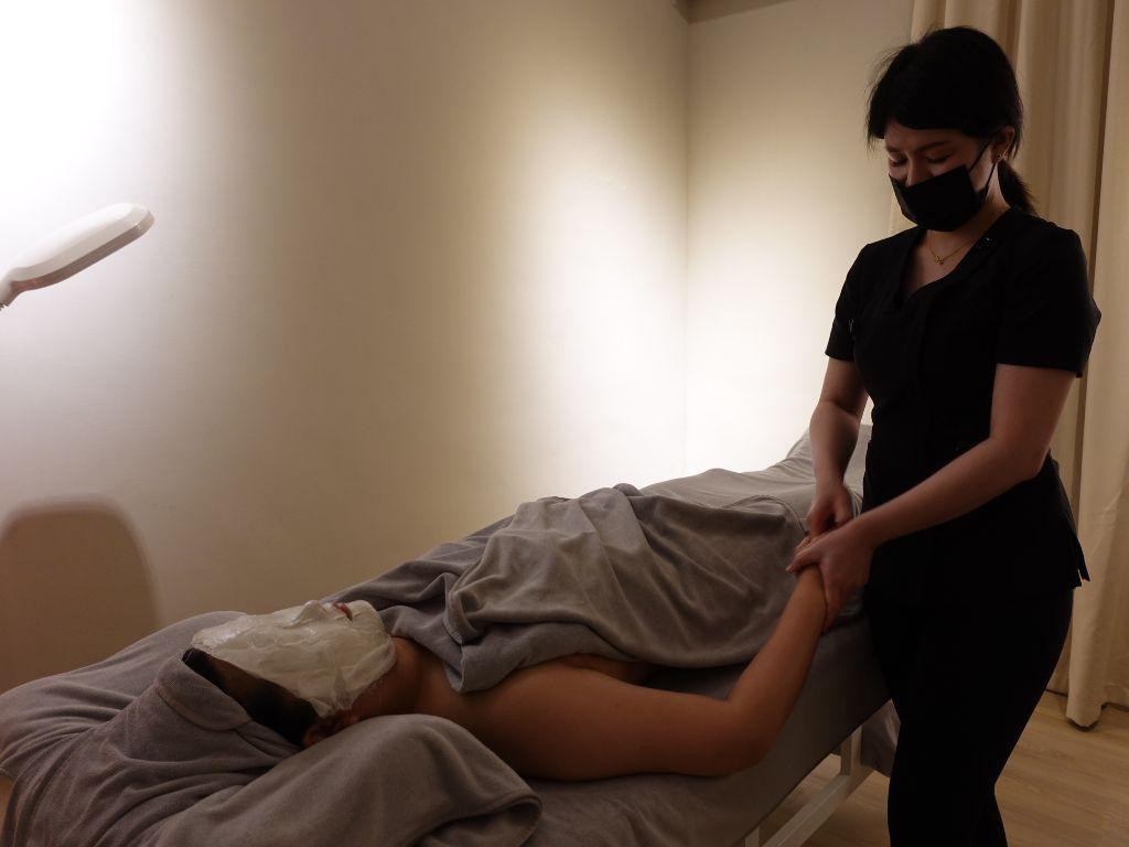 예약만 하면 되는 페이셜 관리 코스
