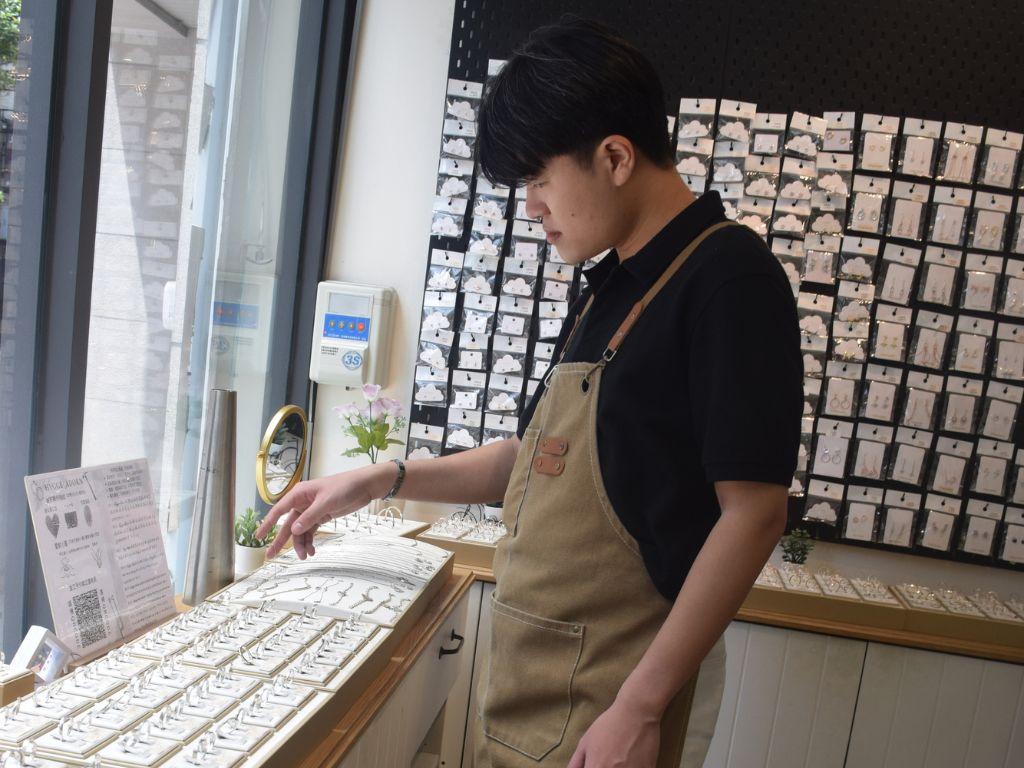 百款飾品任你選,滿足你對飾品的一切想像