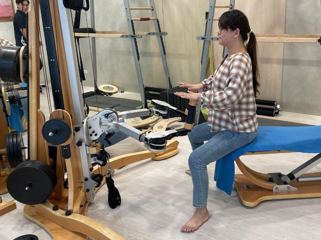 Spine moving like a wave? My first Gyrotonic experience was love at first try.