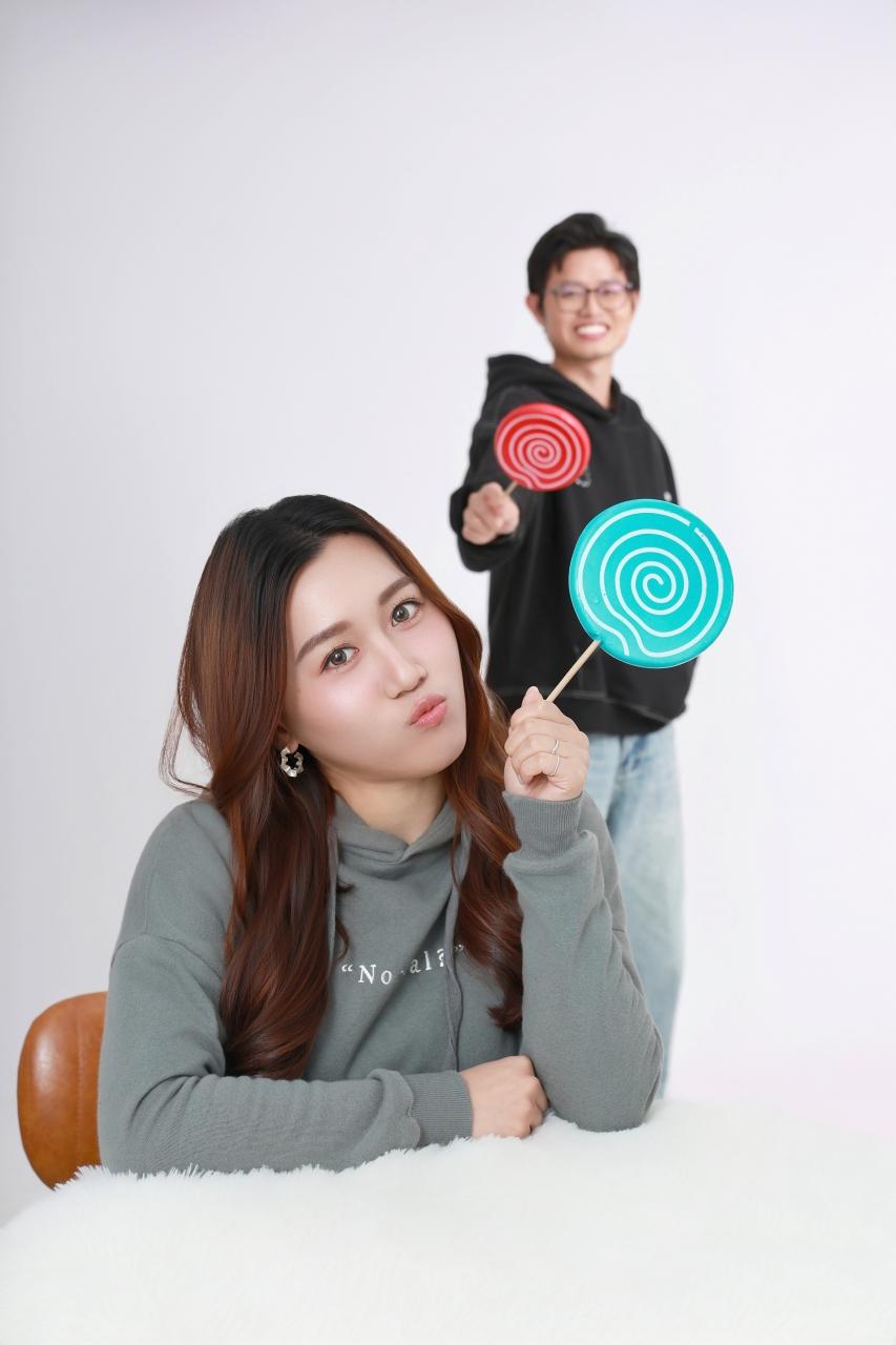 촬영 과정은 생각보다 편안했습니다.