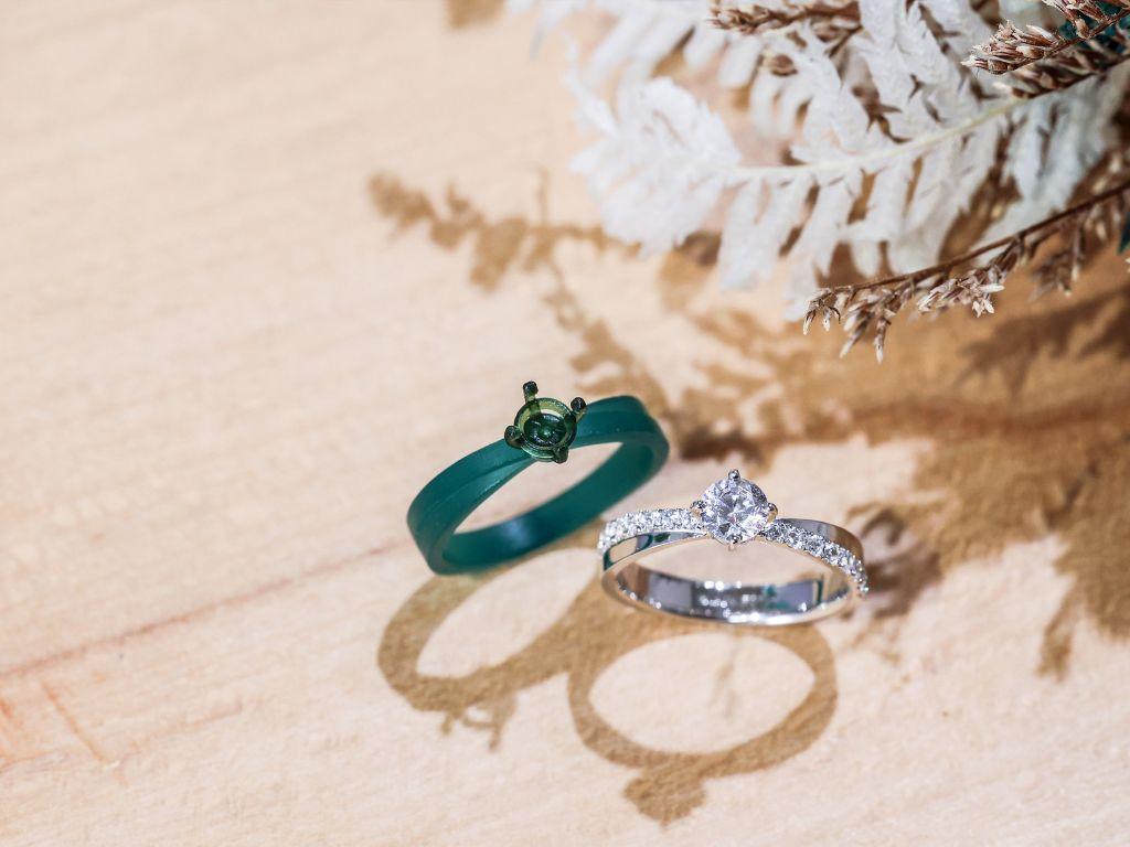 A foolproof classic DIY engagement ring workshop
