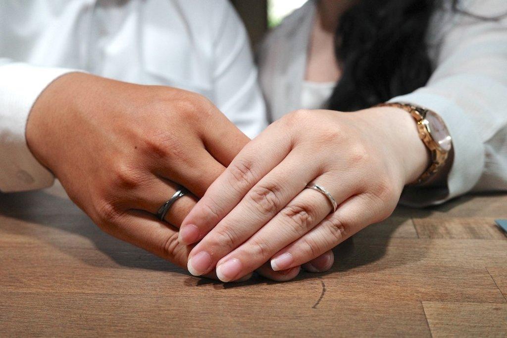 Exquisite craftsmanship and thoughtful keepsakes create cherished romantic treasures