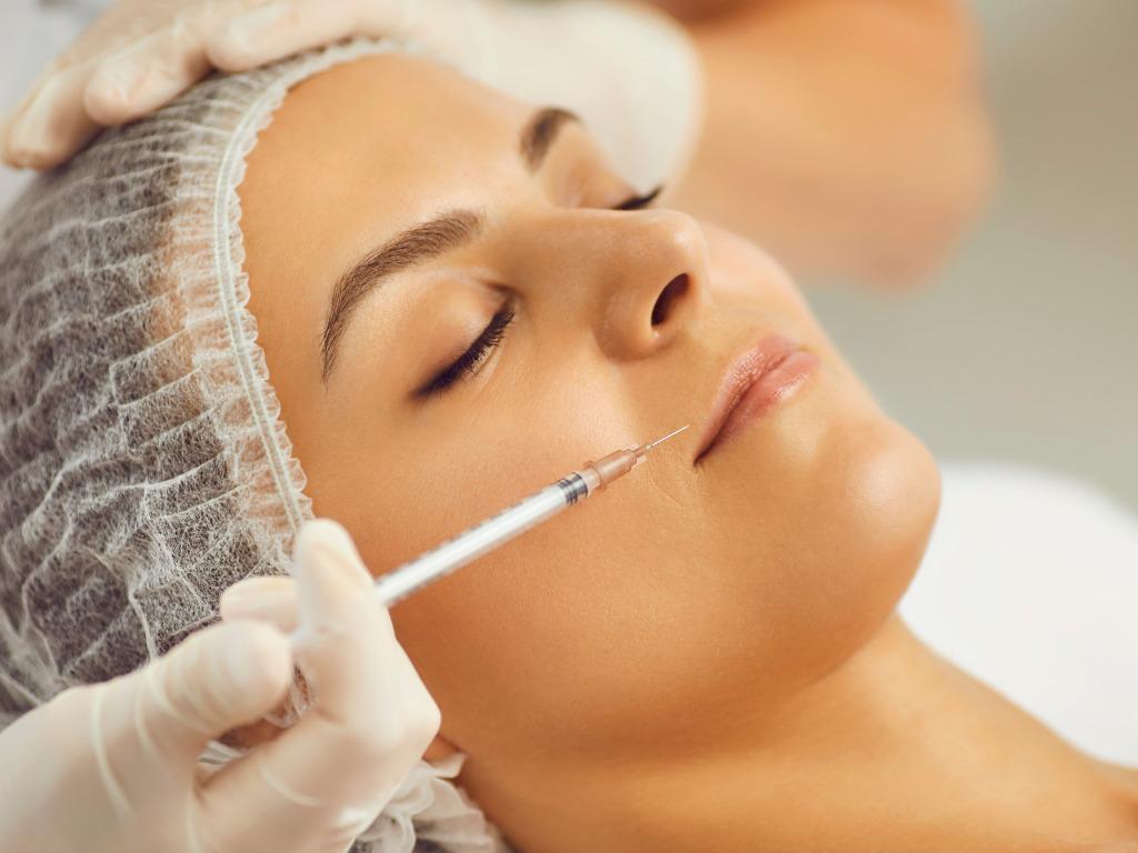 Slimming your face: Botox injections