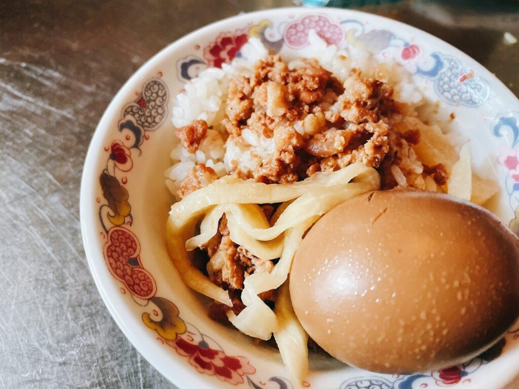 虎尾美食推薦 兩丿控肉飯