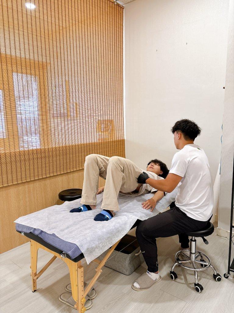 姿勢矯正更是重點