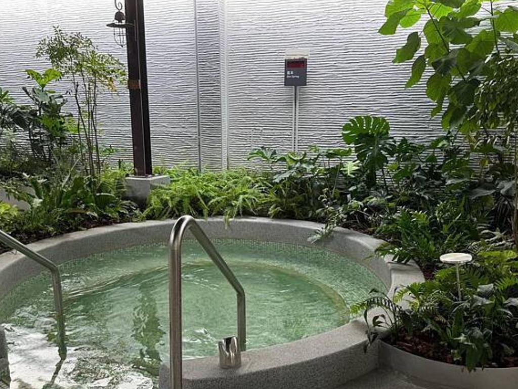 礁溪大眾池推薦_冠翔世紀溫泉會館