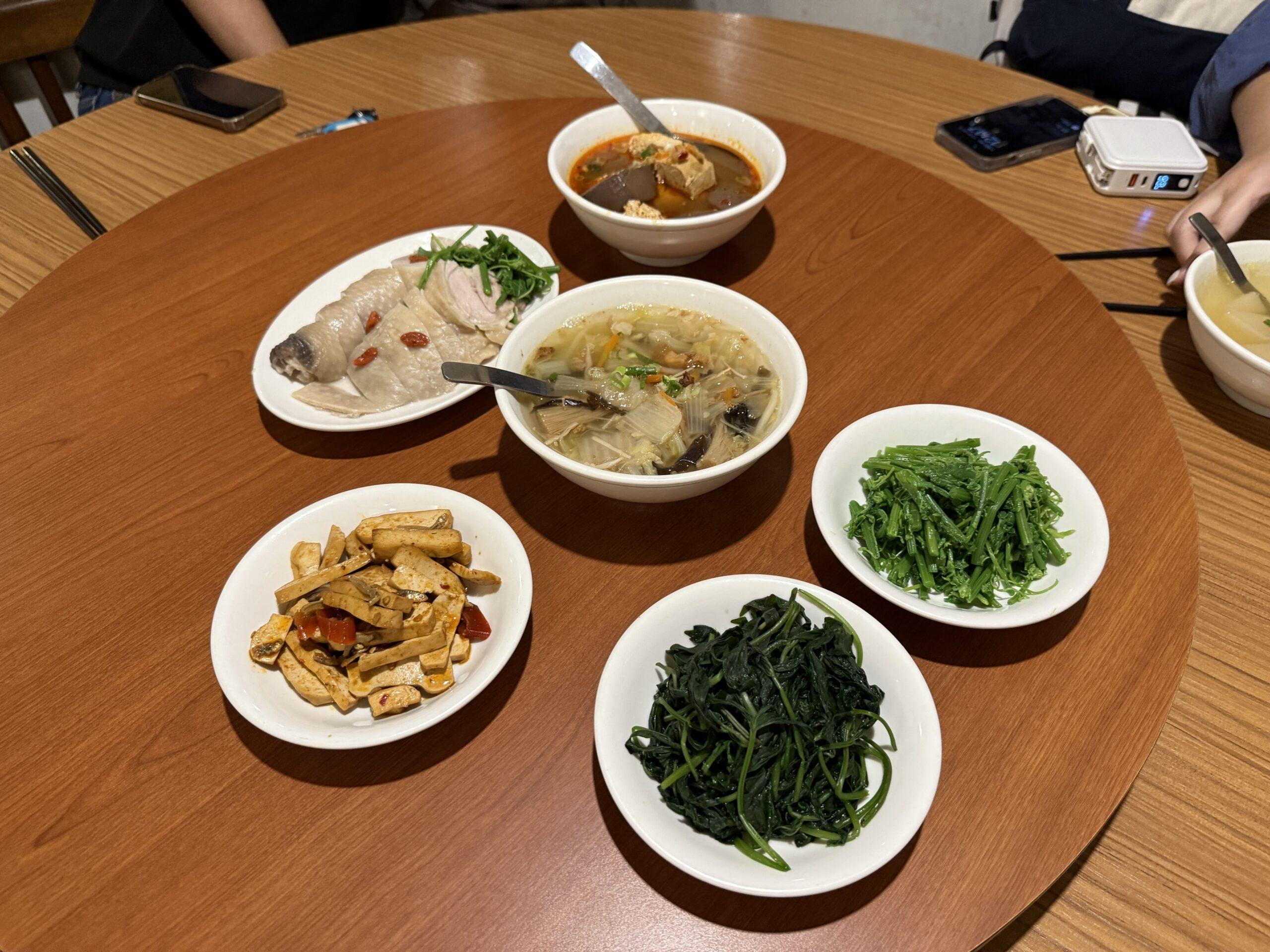第一站:菜根香麵粥舖