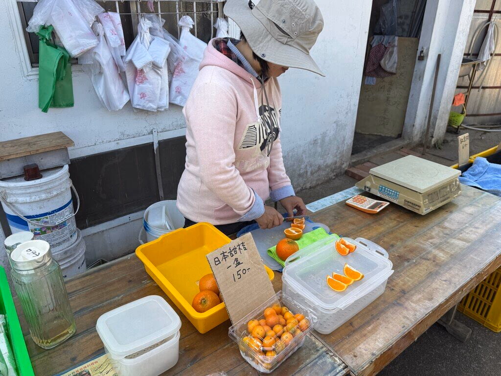 まずは試食してから、購入するかどうかを決められます。