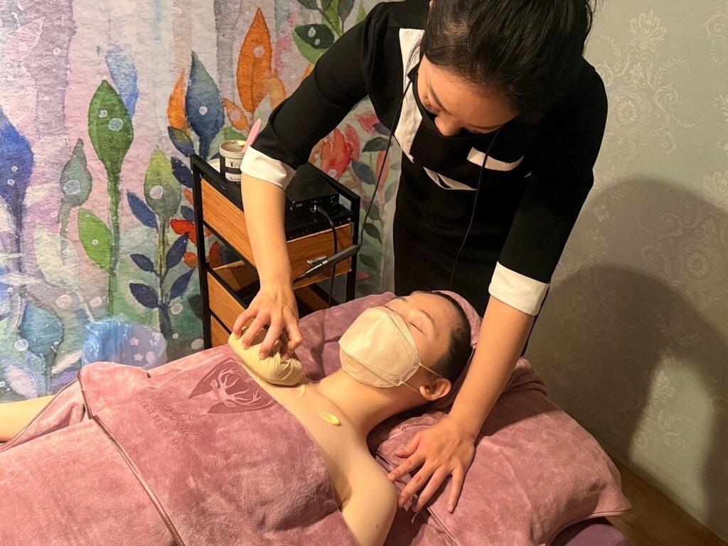 에센셜 오일과 파동 기기가 만나 부드러우면서도 깊은 효과를 선사합니다.