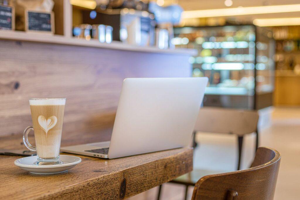 Tokyo's Best Cafes for Digital Nomads|Stay All Day with Wi-Fi and Power Outlets! 6 Top Picks