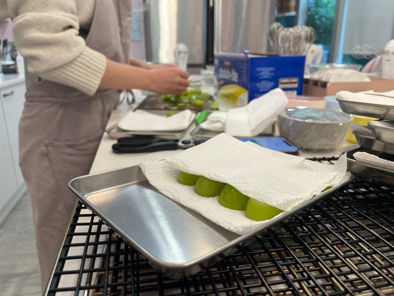 Carefully selected ingredients and meticulous preparation create a heartfelt gift.