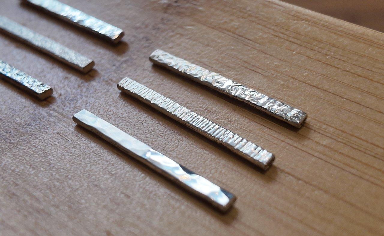 Seven exquisite patterns inspired by Japan's natural elements create stunning wedding rings.
