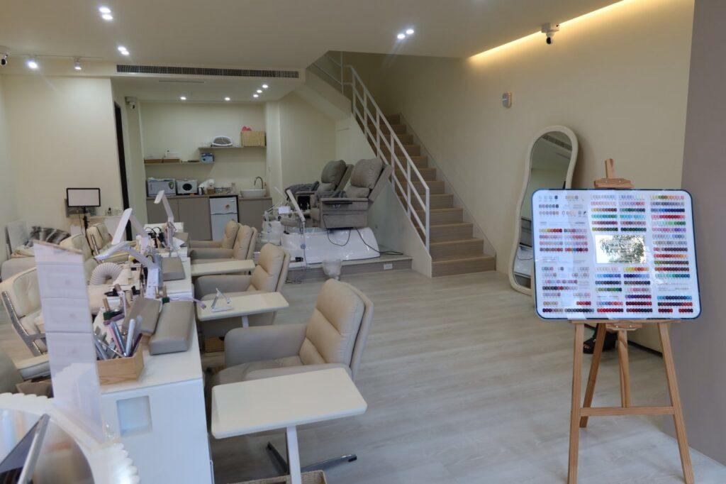 Closa Aesthetic Review|A one-stop beauty salon for busy urban women! Lashes, nails, and waxing all done in one day