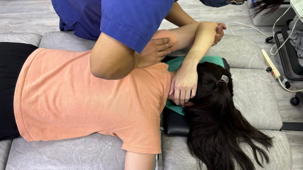 [Evaluation of Yili Traditional Orthopedic Massage Clinic] Physiotherapy background, traditional osteopathic integration into modern new technology 23