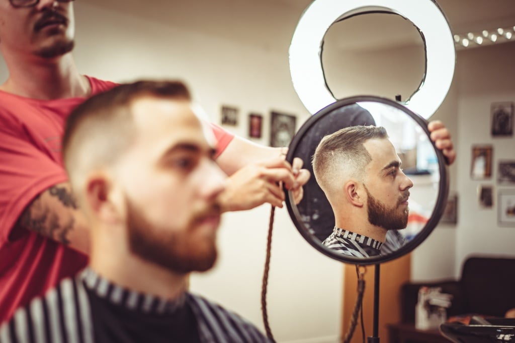 Men's haircut recommendations in Taichung