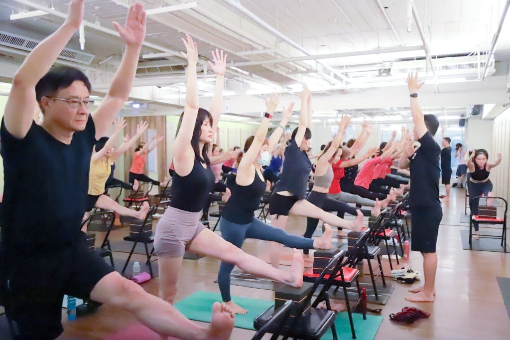 [Yogyue Exercise Review] The only Iyengar certified teacher in Kaohsiung will teach you yoga with a chair 36