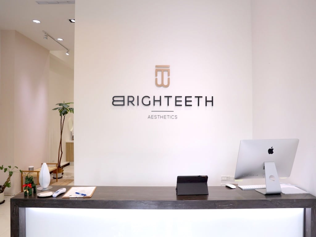 [Taichung BRIGHTEETH review] The dentist will take care of it for you! 40 minutes of red and blue light gives you double whitening 2