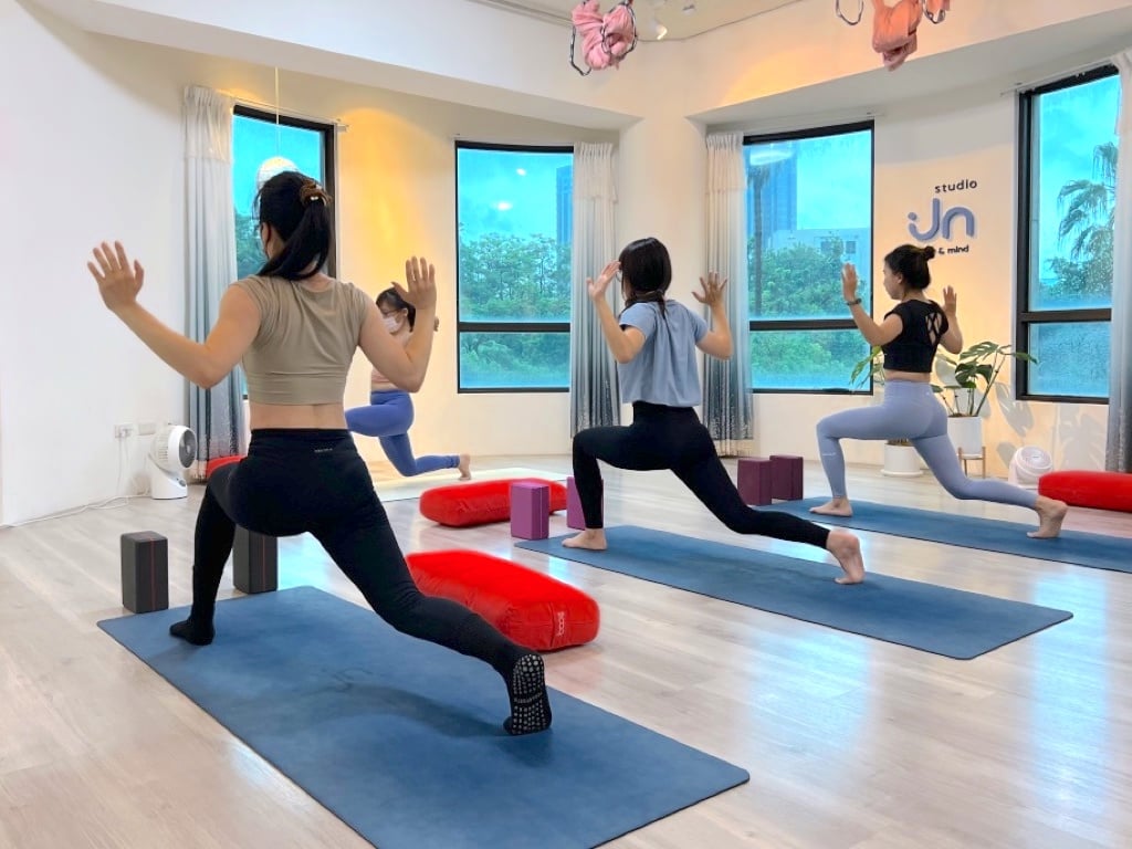 [jn studio yoga review] Enrich floor and aerial yoga courses to create a smooth and balanced body and mind 28