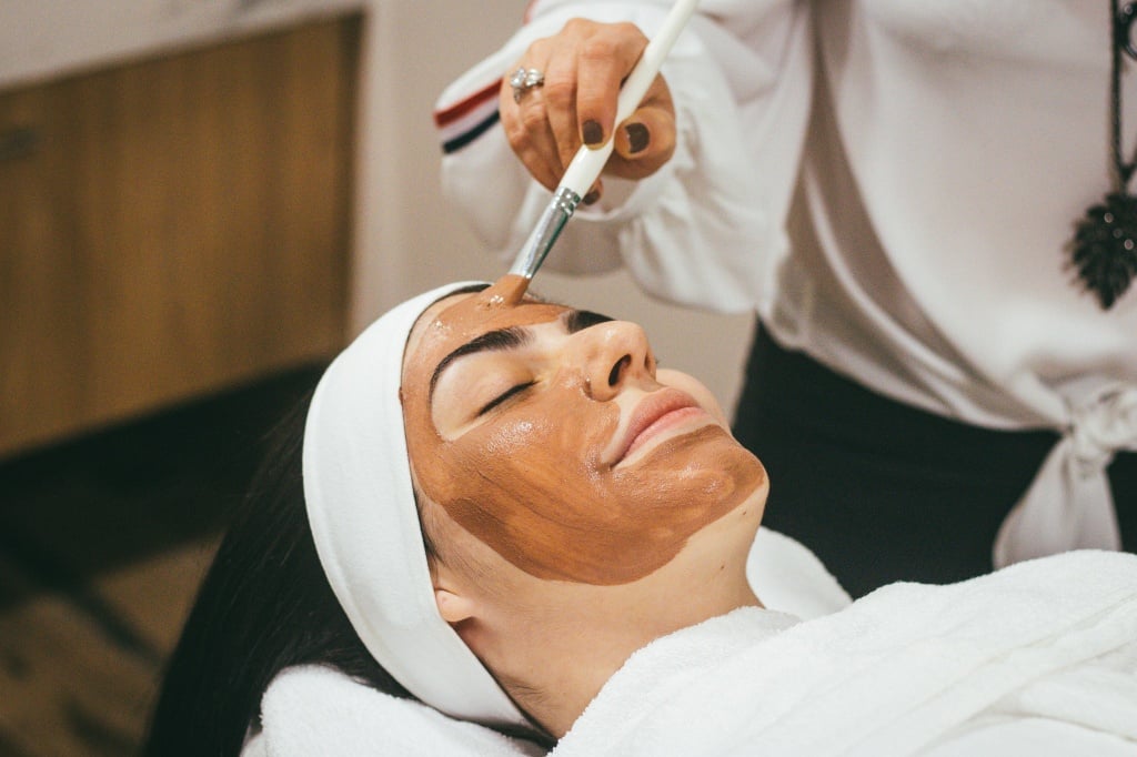 [Face Makeup Bag] How often is the best time to take care of your face? Answers to the top 10 questions for newbies to face surgery 9