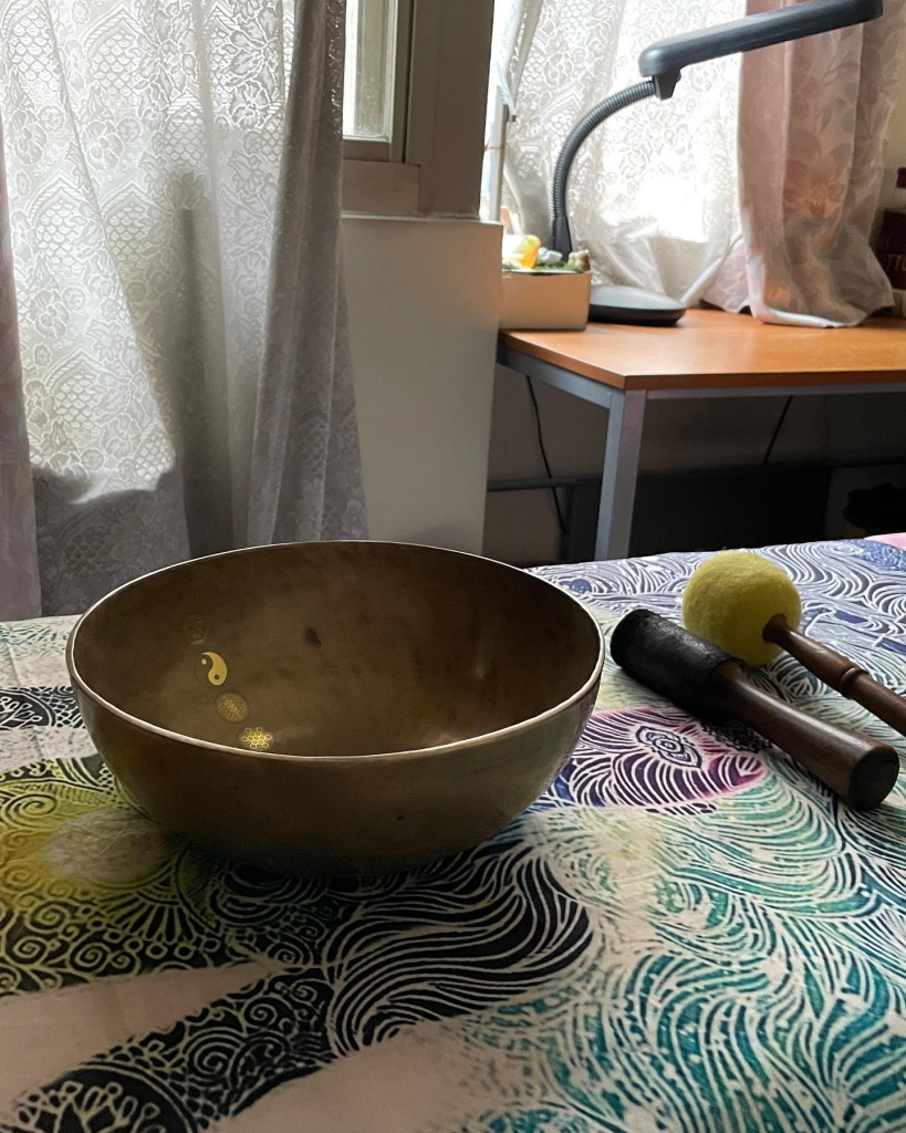 台北頌缽音療_琴心芳療
