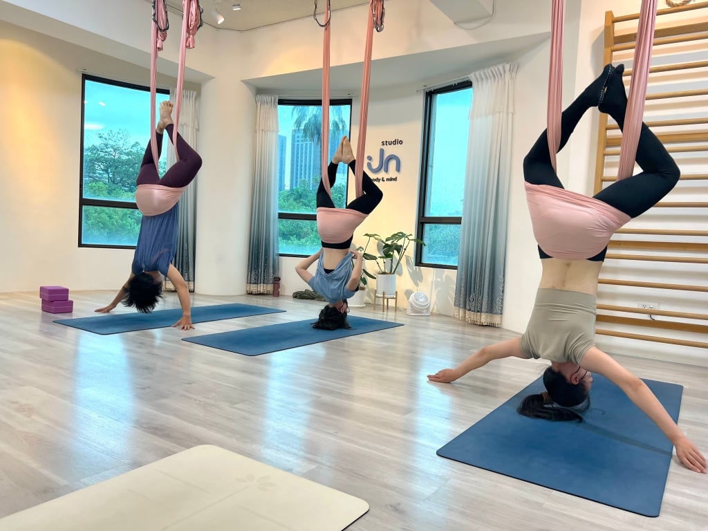 [jn studio yoga review] Enrich floor and aerial yoga courses to create a smooth and balanced body and mind 18