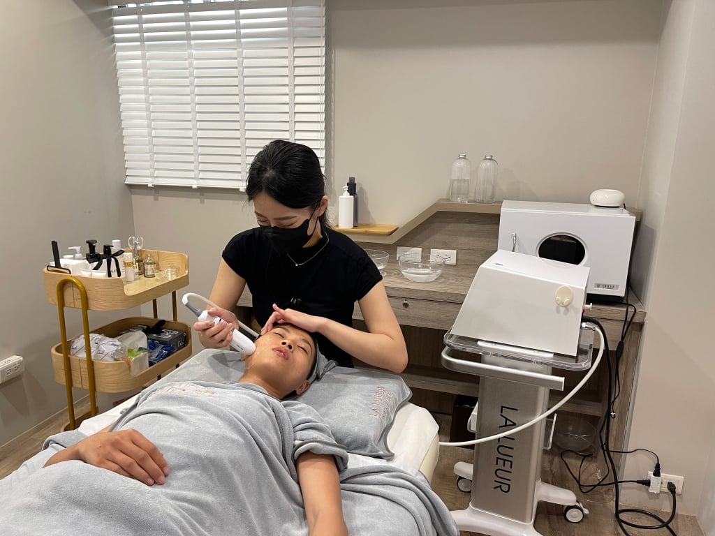 Recommended Facial Treatments in Taipei - Yuanwo - LA-LUEUR2