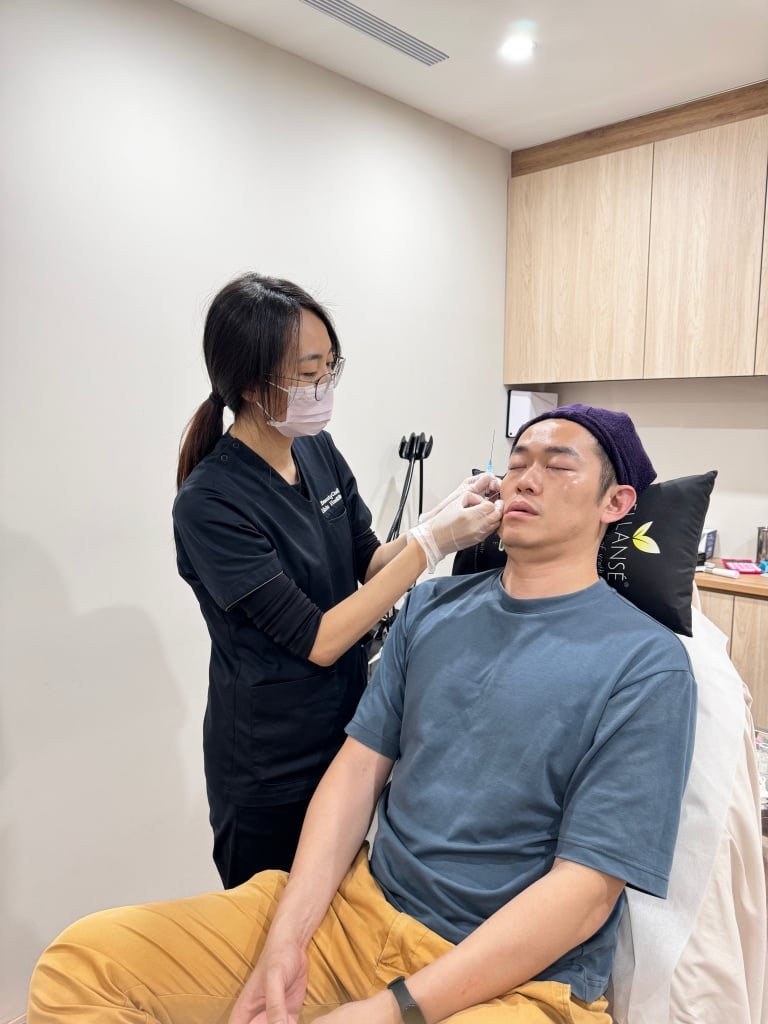 [Evaluation of Xu Huixiang Aesthetics Clinic] Nantun Medical Aesthetics Expert in eliminating eye bags! Never fails to fill the tear trough of Ji Liansi 26