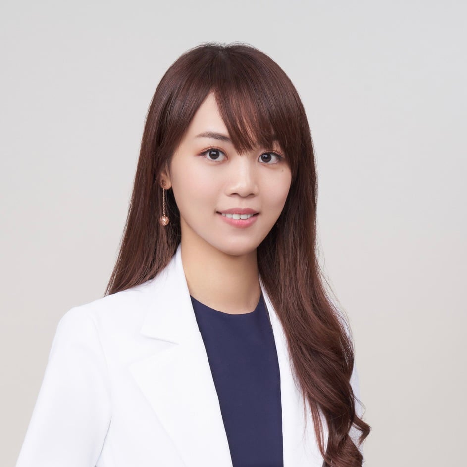 【許惠翔美學診所評價】南屯醫美消眼袋專家！絕不失敗的洢蓮絲淚溝填補 1
