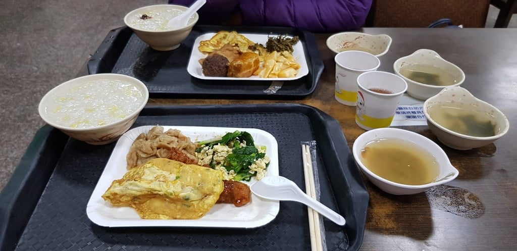 高雄 24 小時餐廳推薦-新庄仔清粥小菜