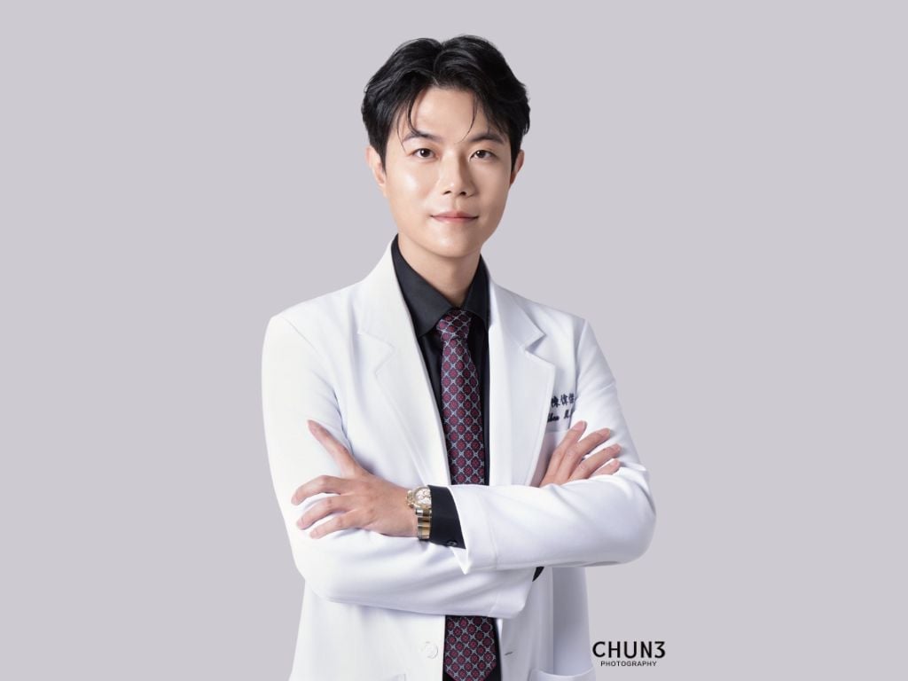 [게으른 분들을 위한 이미지사진 포즈가방] 남녀 추천 포즈 25가지, 서고 앉는 포즈 이렇게 35
