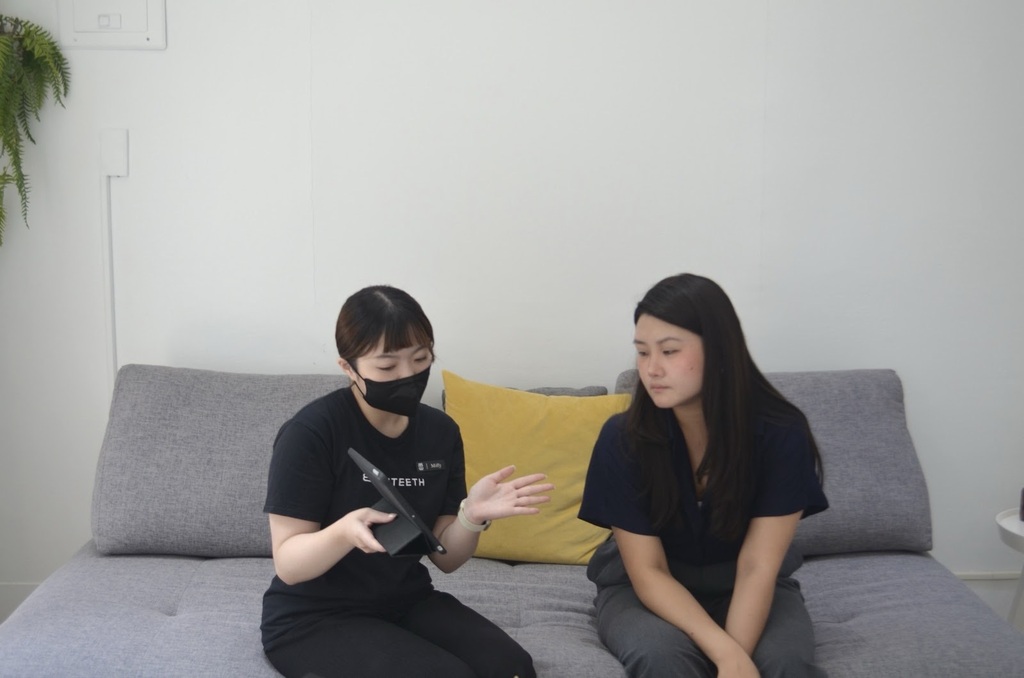 [BRIGHTEETH 신주점 리뷰] 치과의사의 혁신적인 케어로 치아를 원래의 하얀색으로 되돌릴 수 있다 19