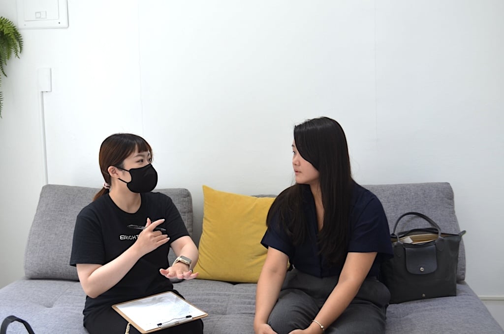 [BRIGHTEETH 신주점 리뷰] 치과의사의 혁신적인 케어로 치아를 원래의 하얀색으로 되돌릴 수 있다 17