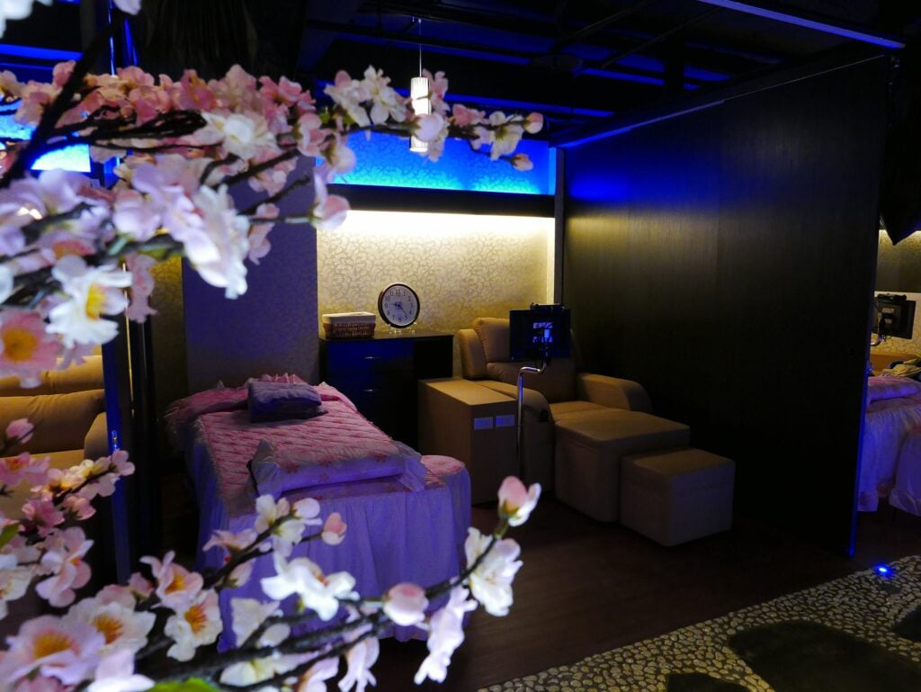 基隆按摩推薦 千里足足體養生會館