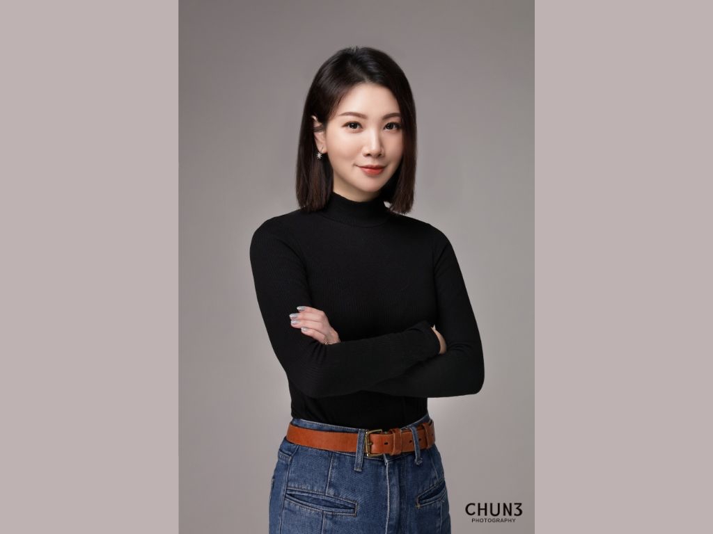 [게으른 분들을 위한 이미지사진 포즈가방] 남녀 추천 포즈 25가지, 서고 앉는 포즈 이렇게 7
