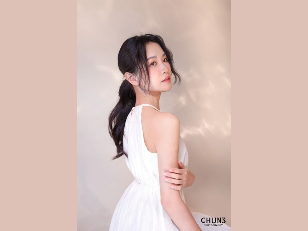 [게으른 분들을 위한 이미지사진 포즈가방] 남녀 추천 포즈 25가지, 서고 앉는 포즈 이렇게 53