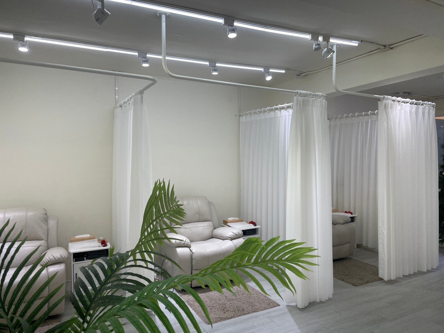 [BRIGHTEETH Taipei Store Review] Effective in 40 minutes! East District Teeth Whitening Center trained by dentists themselves 3