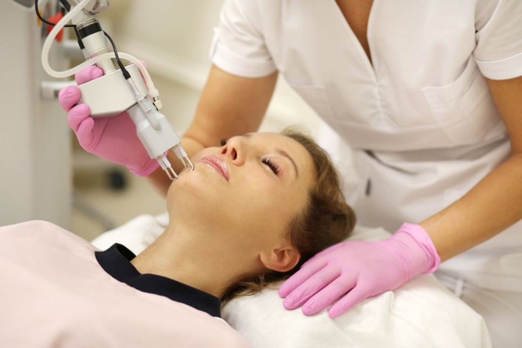 Medical Laser Treatments: A Quick Guide | Can I Drink Alcohol After Treatment? All You Need to Know About Effects, Side Effects, and Recovery Periods What is the price of a medical laser treatment?