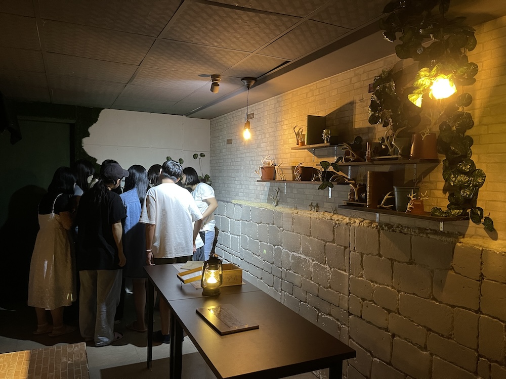 [시먼딩 갑삼겹살 추천 비밀방] 천둥도 없는 달밤에 혼자 울부짖는 후기, 여러명이서 실감나는 현장을 경험할 수 있는 비밀방5